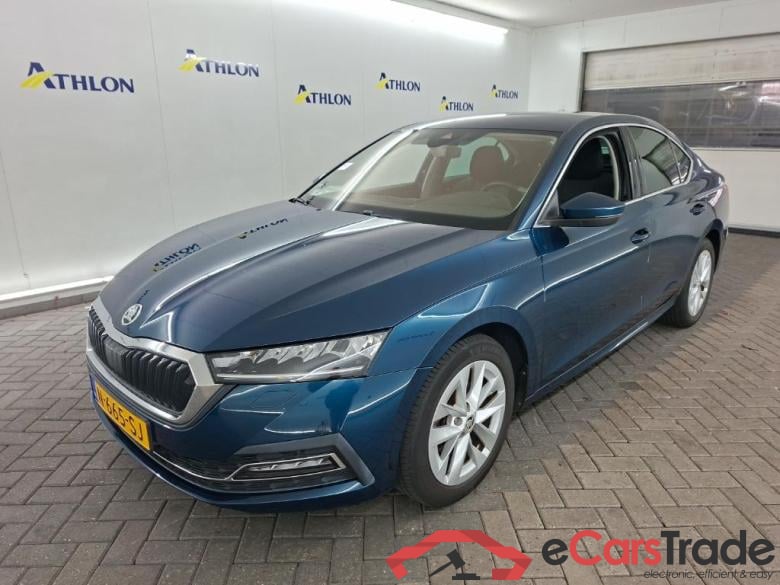 SKODA Octavia 1.0 TSI e-TEC MHEV DSG Business Edit Pl 5D 81kW