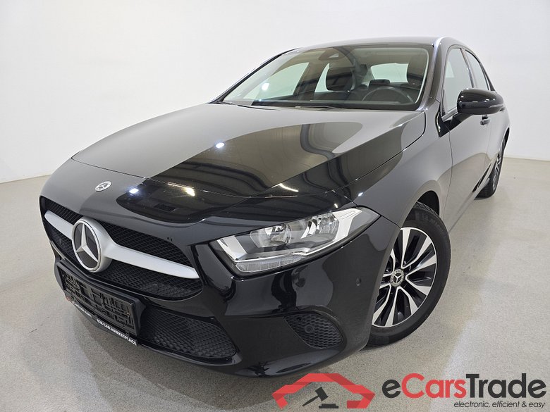 Mercedes-Benz A 180d Aut. Widescreen Navi KeylessGo Camera Klima PDC ... #1