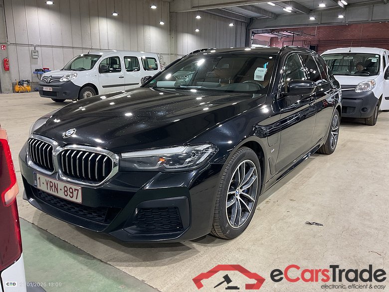 BMW 530e Plug-In Hybrid M-Sport Aut. LED-Xenon LC-Pro Navi-Pro Sport-Leather KeylessGo Camera Klima PDC ... #1
