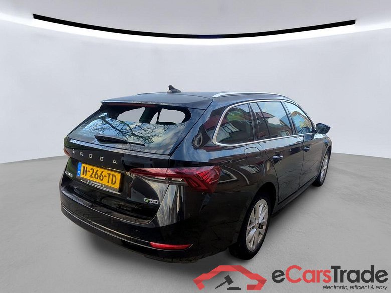 SKODA Octavia Combi 81 kW #6