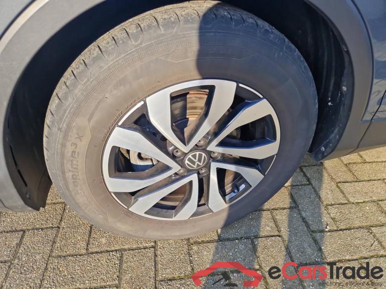 VOLKSWAGEN Tiguan Active 1.5 TSI ACT OPF 96 kW (130 ch) 6 vitesses manuel #4