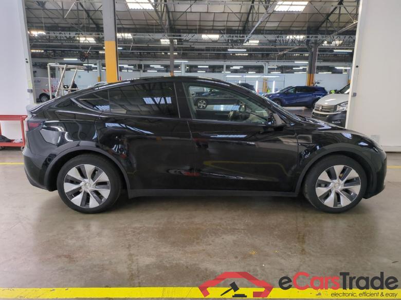 TESLA Model Y / 2021 / 5P / SUV RWD #6