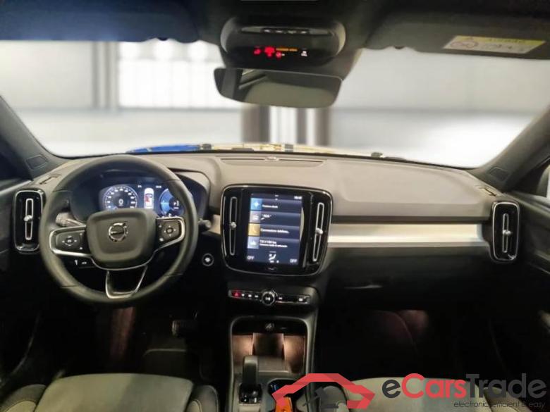 VOLVO XC40 / 2021 / 5P / SUV T4 RECHARGE PLUG-IN AUTO CORE #3