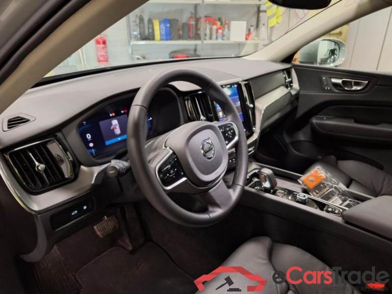 VOLVO XC60 / 2021 / 5P / SUV T6 PLUG-IN AWD AUTO PLUS BRIGHT #3