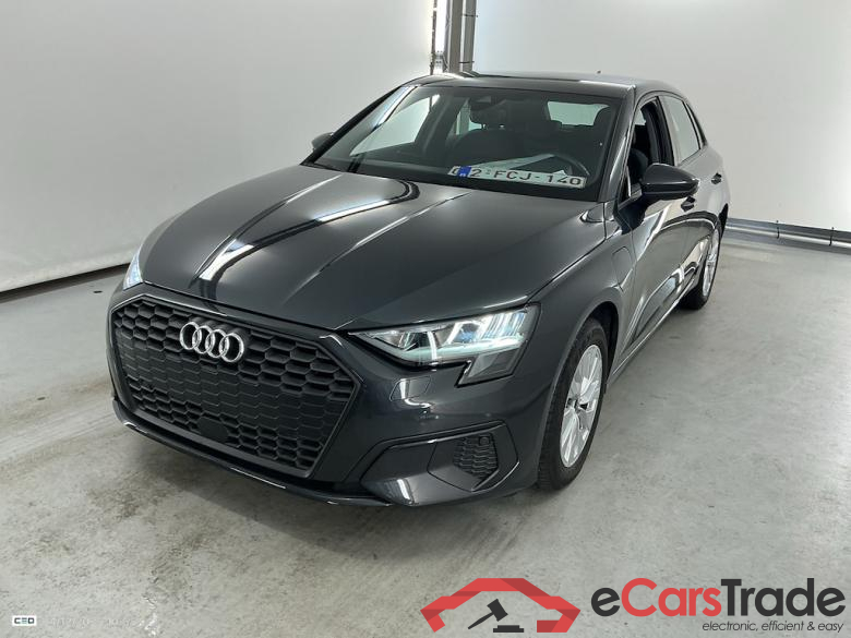 AUDI A3 SPORTBACK 1.4 40 TFSI E S TRONIC SPORTB ATTRACTION