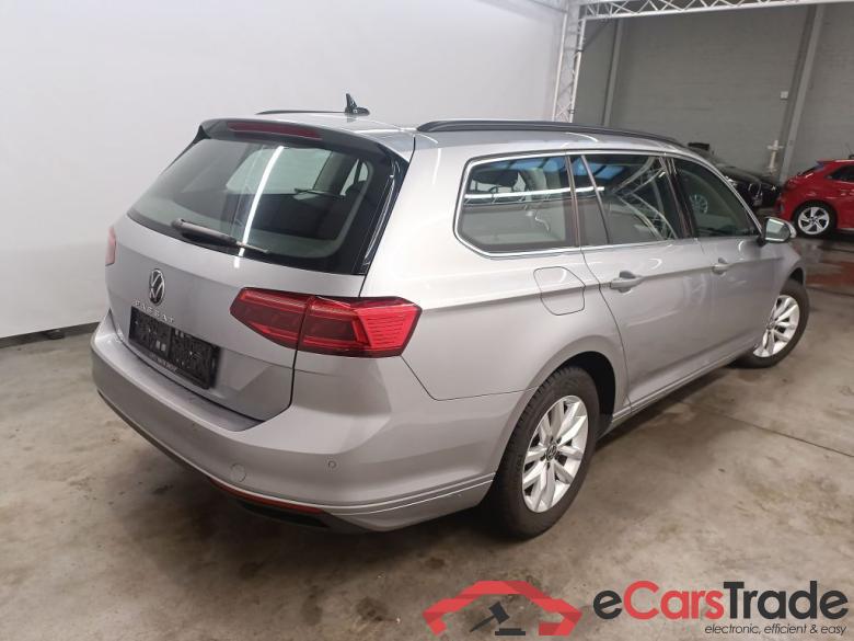 Volkswagen Passat Variant 2.0 TDI 90kW DSG Style Business 5d #2