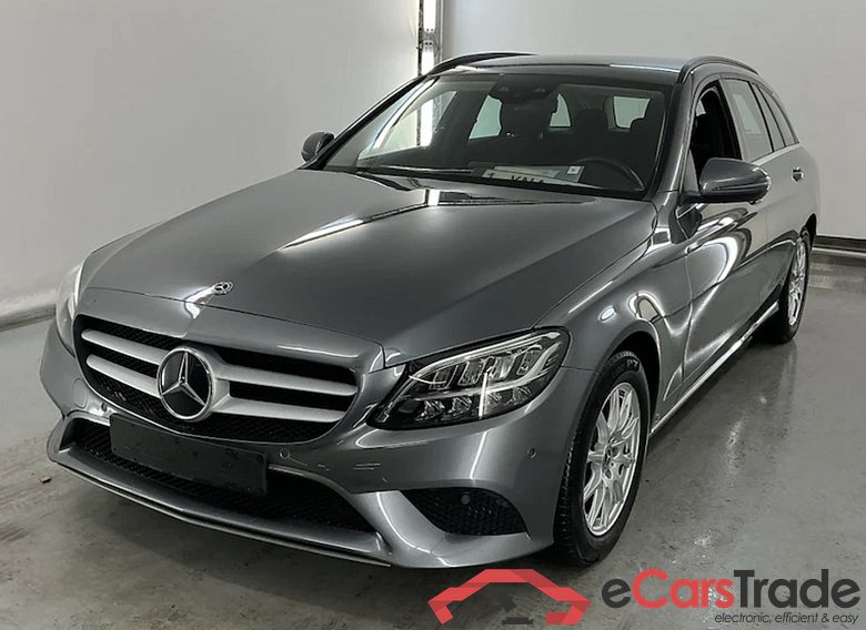 Mercedes C 180d LED-Xenon Navi-Pro Sport Seats KeylessGo Klima PDC ... #1