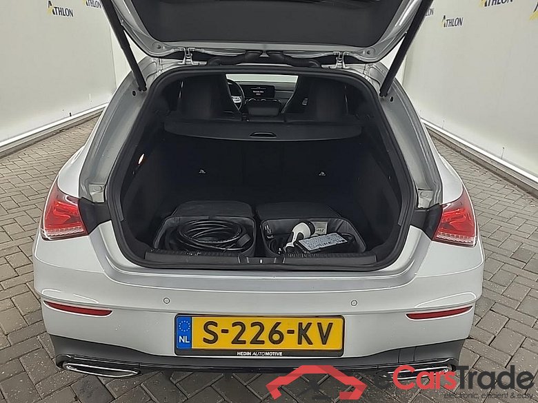MERCEDES-BENZ CLA Shooting Brake CLA 250 e DCT AMG Line 5D 160kW #5