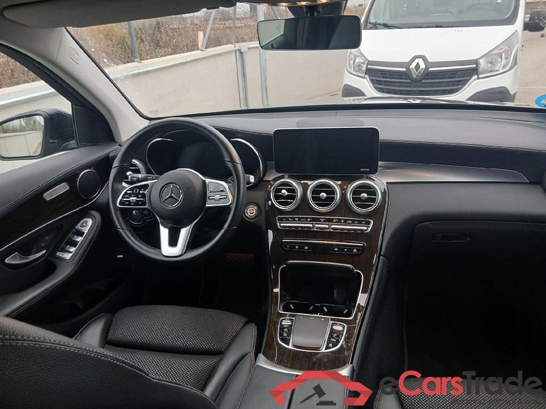 MERCEDES-BENZ Clase GLC / 2019 / 5P / todoterreno GLC 300 de 4MATIC #3