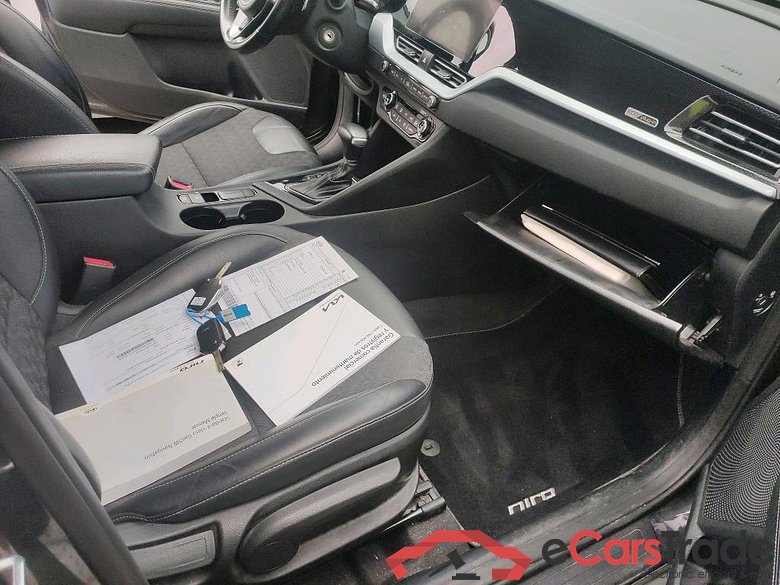 KIA Niro / 2019 / 5P / crossover 1.6 GDi PHEV 104kW (141CV) Drive #6
