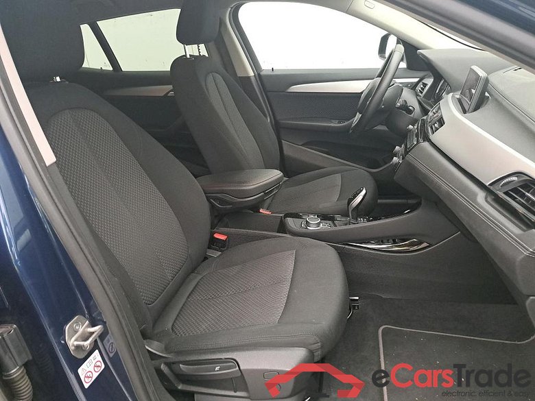 BMW X2 / 2017 / 5P / todoterreno sDrive18d #6