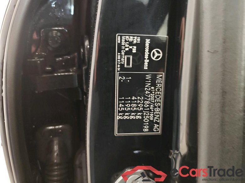 Mercedes-Benz GLA GLA 250 e DCT Business Sol AMG Limited 5d + Pano #6