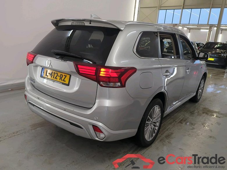 Mitsubishi Outlander PHEV Intense+ 5d #2