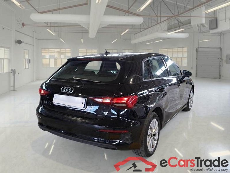 AUDI A3 / 2020 / 5P / BERLINA 40 TFSI E S TRONIC BUSINESS S.BACK #2
