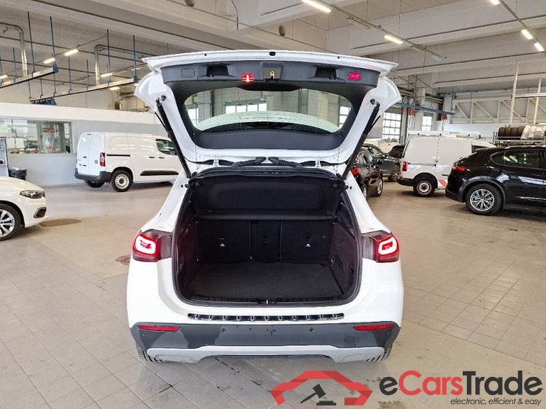 MERCEDES-BENZ GLA / 2020 / 5P / CROSSOVER GLA 250 AUTOMATIC EQ-POWER BUS EXTRA #5