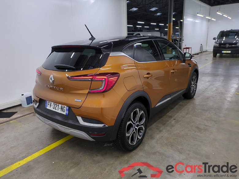 RENAULT Captur / 2019 / 5P / SUV Intens E-TECH Plug-in 160 #3