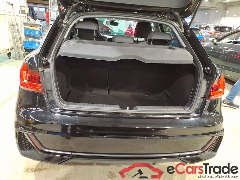 AUDI A1 SPORTBACK 1.0 25 TFSI S TRONIC S LINE B.E. #3