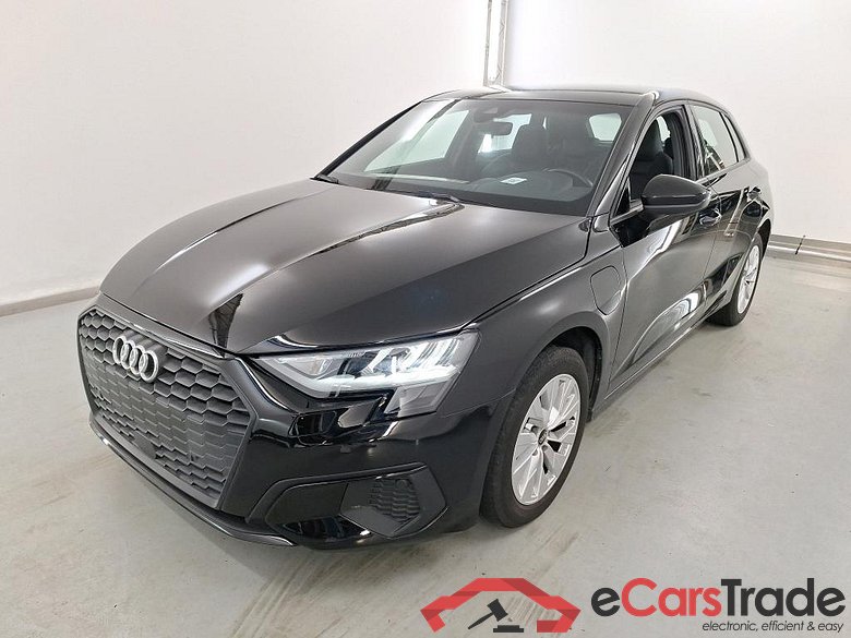 AUDI A3 SPORTBACK 1.4 40 TFSI E S TRONIC SPORTB ATTRACTION