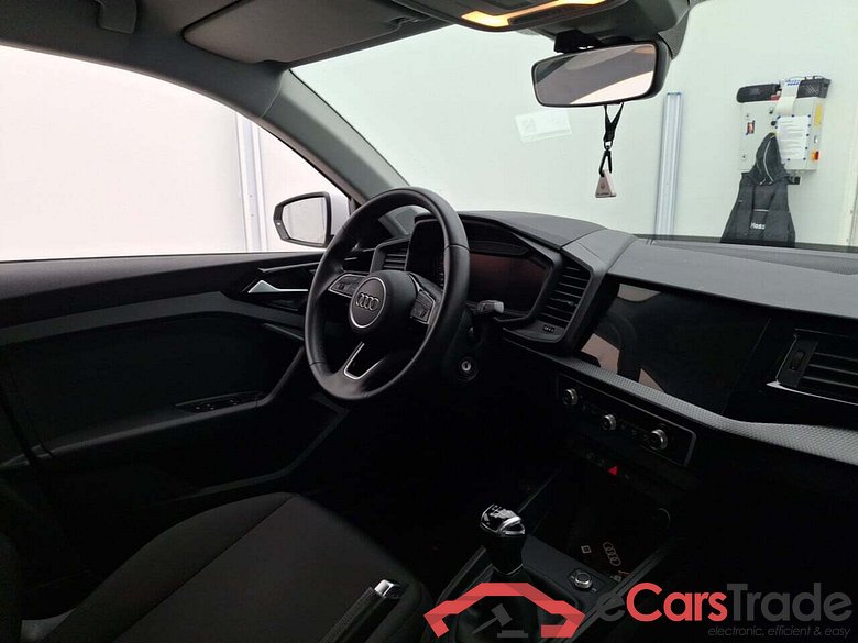 AUDI A1 SPORTBACK 1.0 25 TFSI ATTRACTION #3
