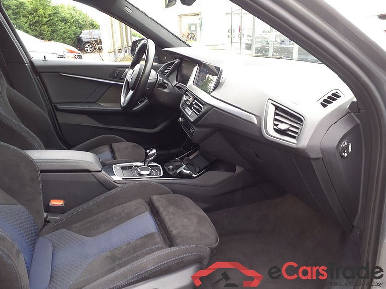BMW 118i M-Sport Aut. Pano LED-Xenon LC-Pro Harman/Kardon ACC Navi-Pro Sport-Alcantara KeylessGo Camera Klima PDC ... #3