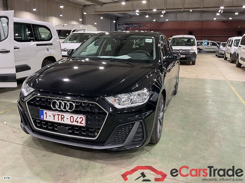 AUDI A1 SPORTBACK 1.0 25 TFSI S TRONIC S LINE BUSINESS ED. #2