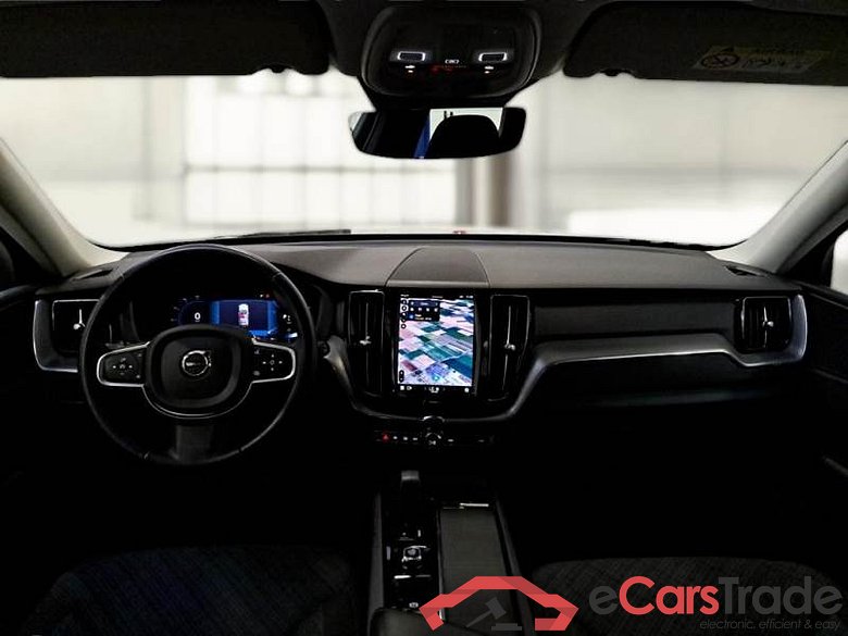 VOLVO XC60 / 2021 / 5P / SUV B4 D AWD AUTOMATICO CORE #3