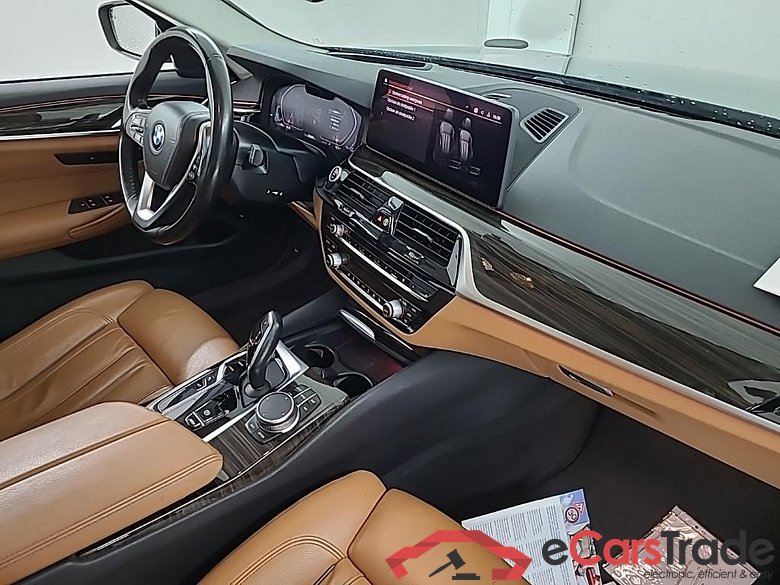 BMW 5-serie Touring 520dA 5D 140kW #6