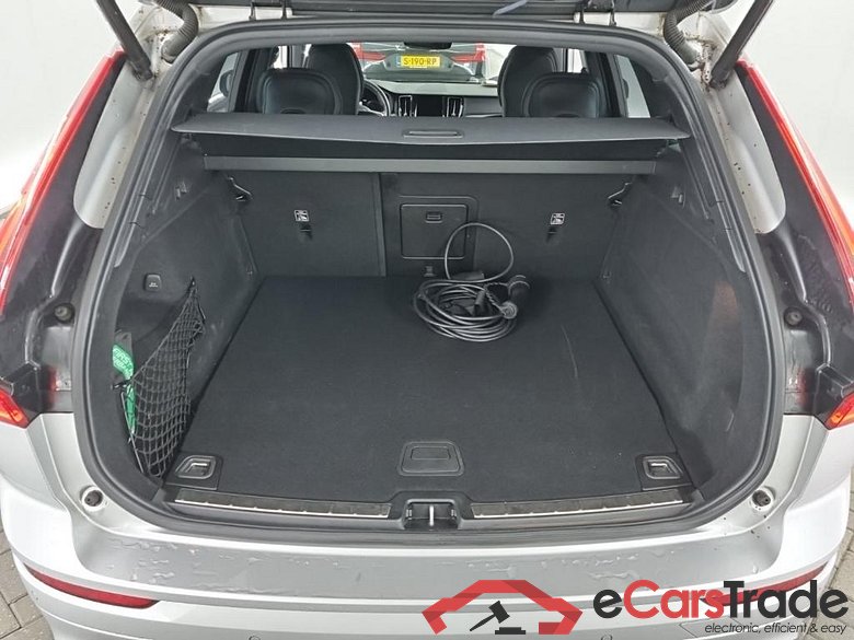 VOLVO XC60 Recharge T6 AWD R-Design 5D 251kW #5