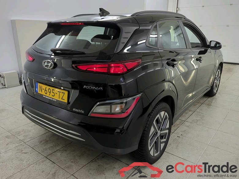 Hyundai KONA Comfort Electric 64 kWh 5d #2