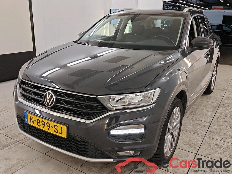 Volkswagen T-Roc 1.5 TSI 110kW DSG Style Business 5d #1