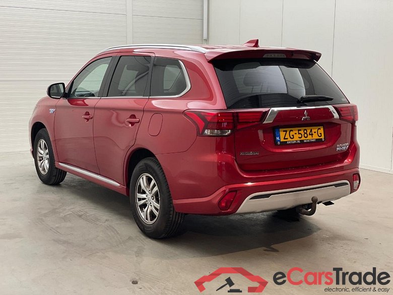 MITSUBISHI OUTLANDER 2.4 PHEV Pure #3