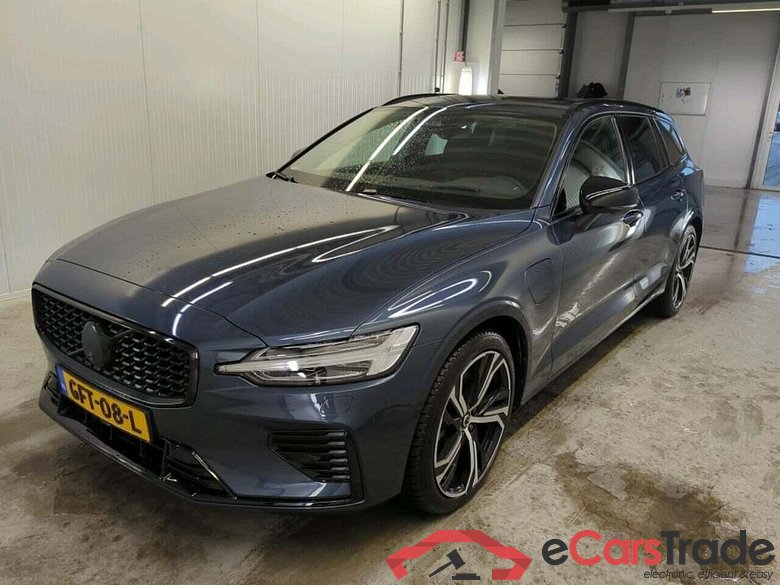 VOLVO V60 2.0 T8 AWD U. Dark #1