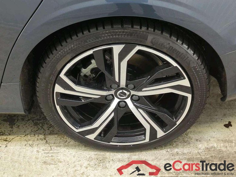 VOLVO V60 2.0 T8 AWD U. Dark #5
