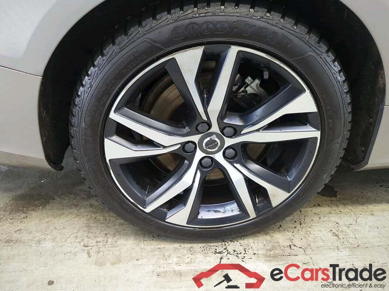 VOLVO V60 2.0 T6 AWD R. R-Des. #4