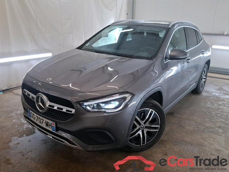 MERCEDES-BENZ GLA / 2020 / 5P / SUV 1.3 GLA 200 BUSINESS LINE DCT #1