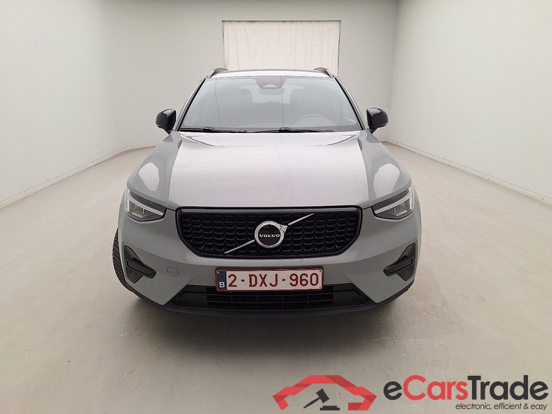 Volvo, XC40 FL'21, Volvo XC40 B3 Plus Dark Design DCT 5d #1