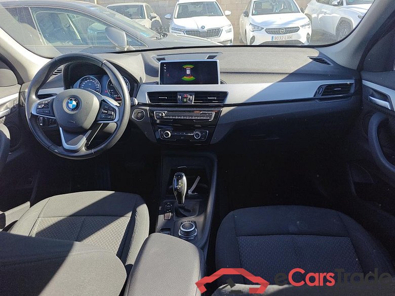 BMW X1 / 2019 / 5P / todoterreno sDrive18dA Corporate (AC4) #3