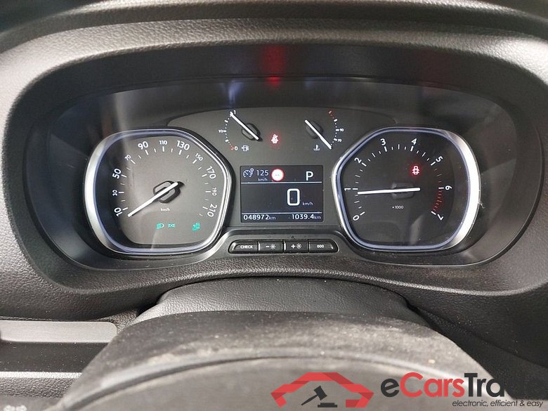 Peugeot Expert Long DC L3 2.0 BlueHDi 180 EAT8 4d #6