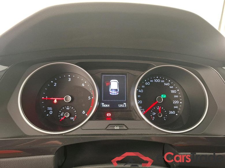 VOLKSWAGEN Tiguan / 2020 / 5P / SUV 2.0 TDI 150 DSG7 Life Business #6
