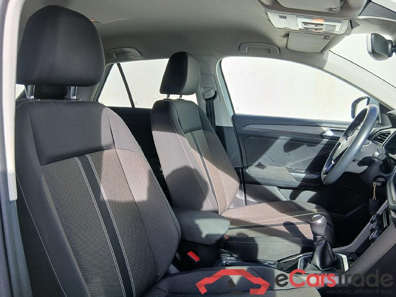 VOLKSWAGEN T-Roc / 2017 / 5P / todoterreno Advance 1.0 TSI 85kW (115CV) (CX) #6