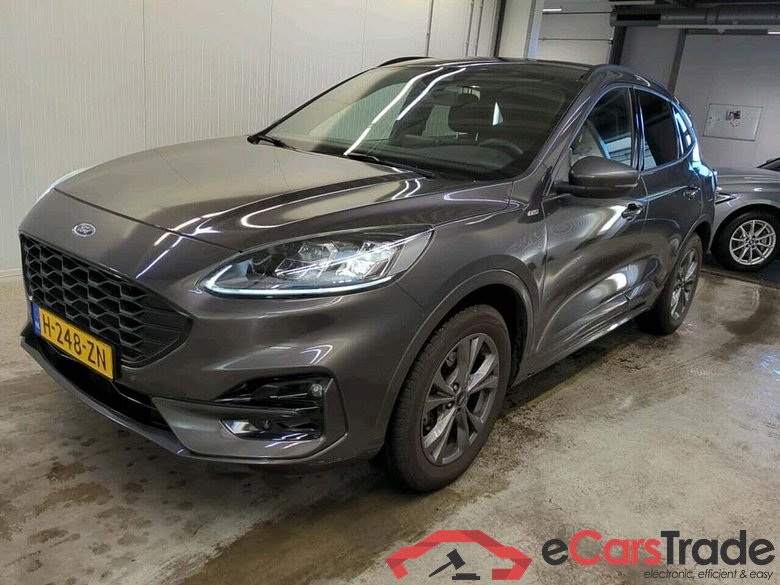 FORD KUGA 1.5 EcoB. ST-Line X #1