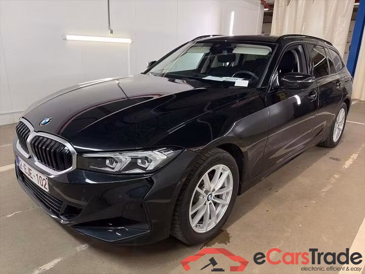 BMW 3 Reeks Touring 3 Reeks Touring 316d (90 kW) (Mild Hybrid) 90kW/122pk  5D/P Auto-8 - CO2 onvolledig