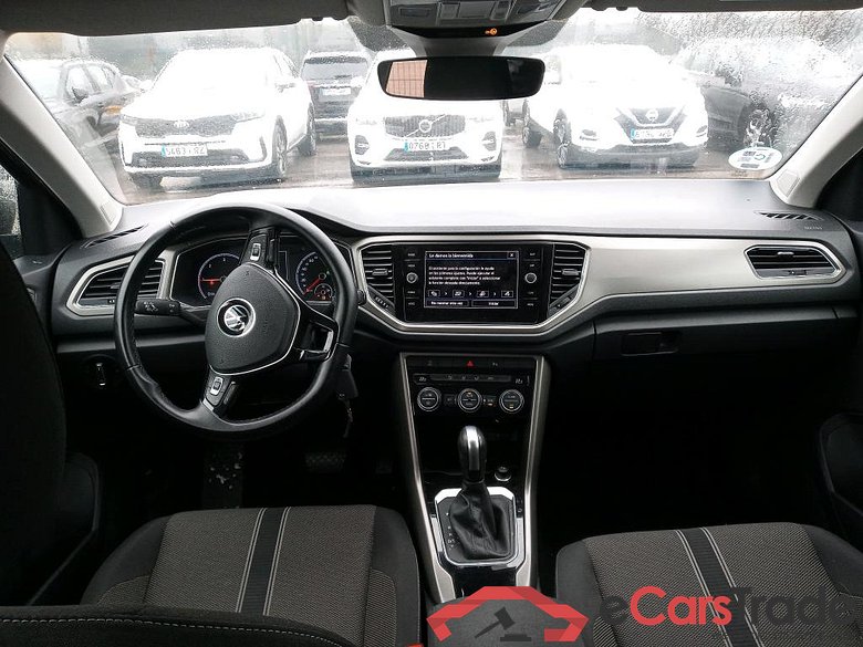 VOLKSWAGEN T-Roc / 2017 / 5P / todoterreno Advance 2.0 TDI 110kW (150CV) DSG (AC2) #3