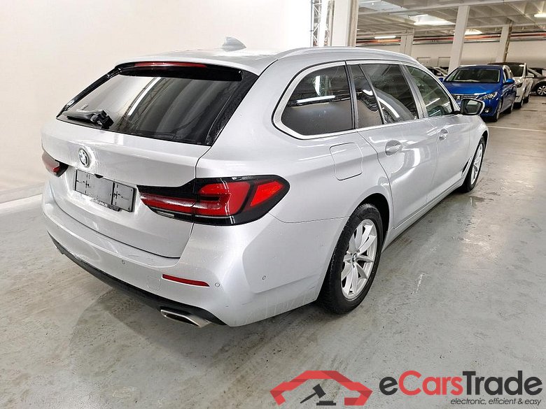 BMW 5 SERIES TOURING 2.0 518D 100KW TOURING AUTO #4