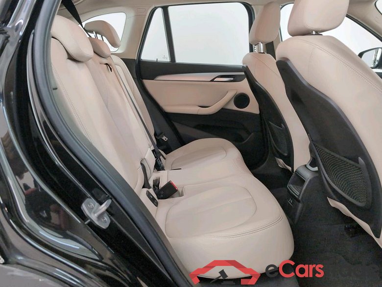 BMW X1 - 2019 1.5i sDrive18 OPF #6