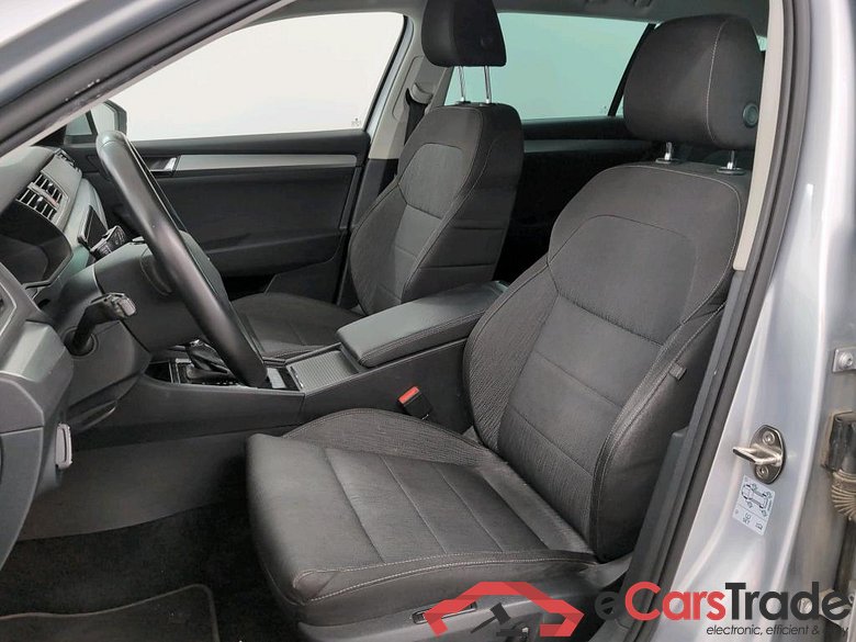 SKODA SUPERB COMBI DIESEL - 2015 1.6 CR TDi Ambition DSG (EU6.2) #5