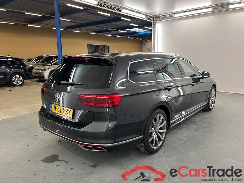 VOLKSWAGEN PASSAT VARIANT 1.5 TSI R-Line Business + #4