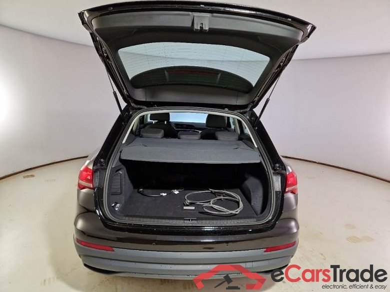 AUDI Q3 / 2018 / 5P / SUV 45 TFSI E S TRONIC BUSINESS #5