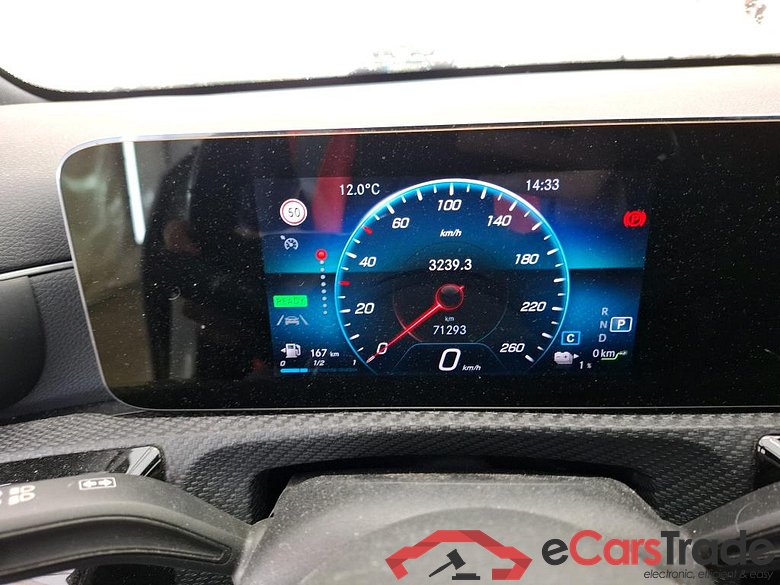 MERCEDES BENZ Classe A Compact 2018 5P Berline A 250 e Business Line 8GDCT #6