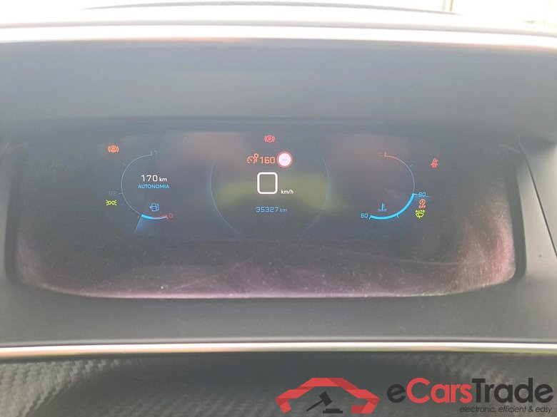 PEUGEOT 208 / 2019 / 5P / berlina con portón PureTech 73kW (100CV) Allure (CX) #4